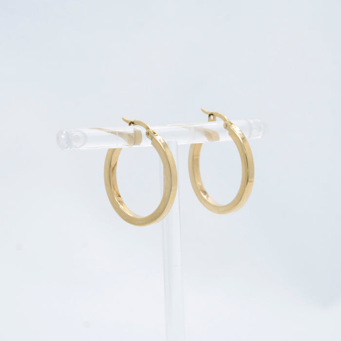Solid Hoop Earring in 10k Gold