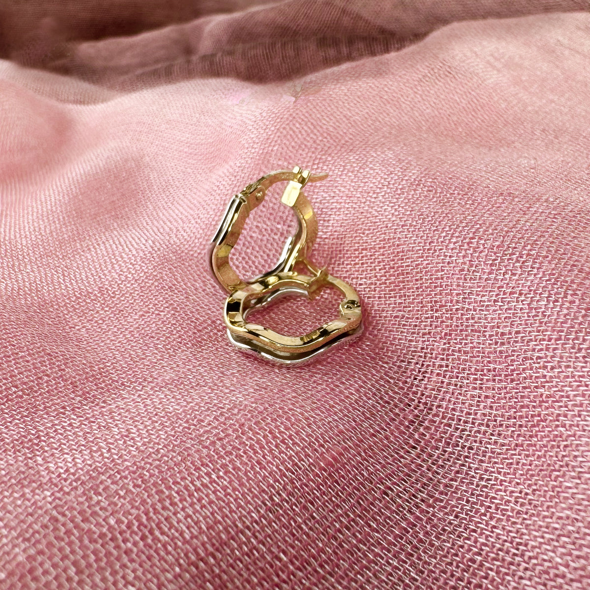 10K Gold Wavy Double Hoop Earrings in White and Yellow Gold