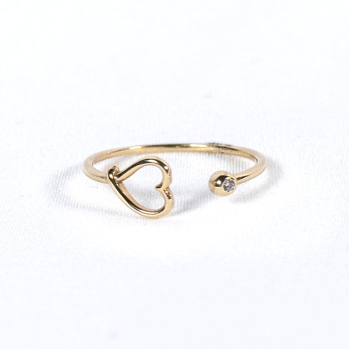 Claw Ring with Heart in 10K Gold