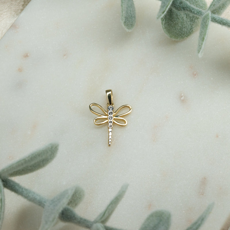 Dragonfly Pendant in 10k Gold
